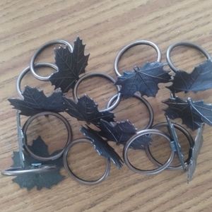 Set of 12 Leaf Napkin Rings